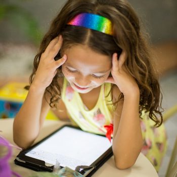 Apple or Kindle